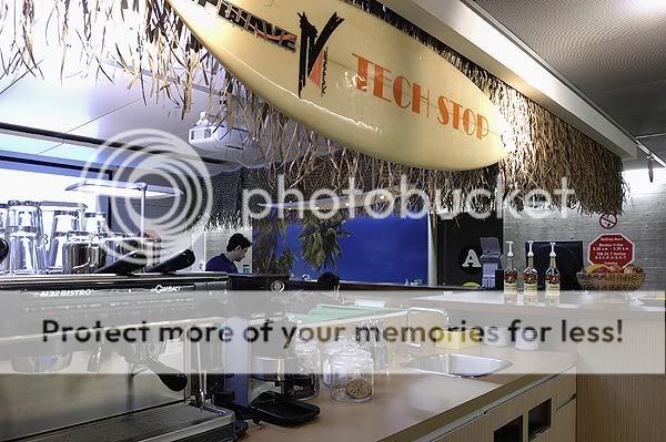 gambar 8 ruang teknisi