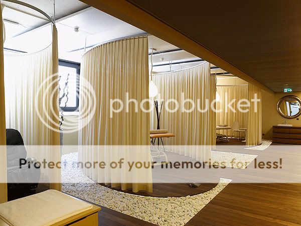 gambar 9 room massage