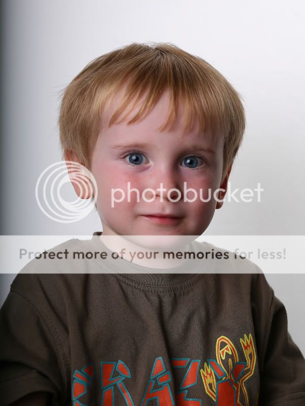 IMAGE: http://i332.photobucket.com/albums/m338/EdBray/Lucas-1.jpg