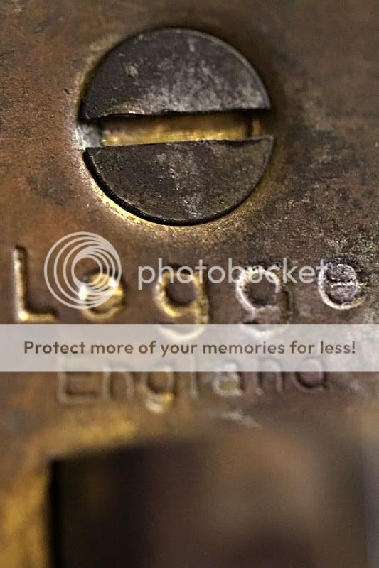 IMAGE: http://i332.photobucket.com/albums/m338/EdBray/Screw-1.jpg