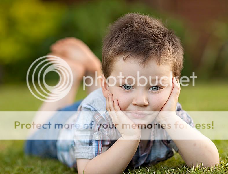 IMAGE: http://i332.photobucket.com/albums/m338/EdBray/WebAshton1.jpg