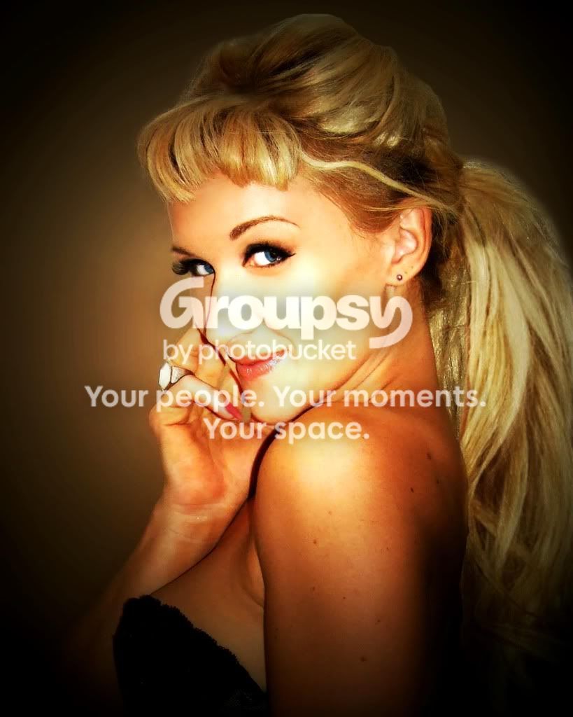 http://i332.photobucket.com/albums/m355/MzKristin-Rae/0014.jpg